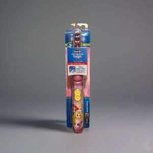 Oral-B Kids Battery Powered Toothbrush featuring Disney Princess Characters